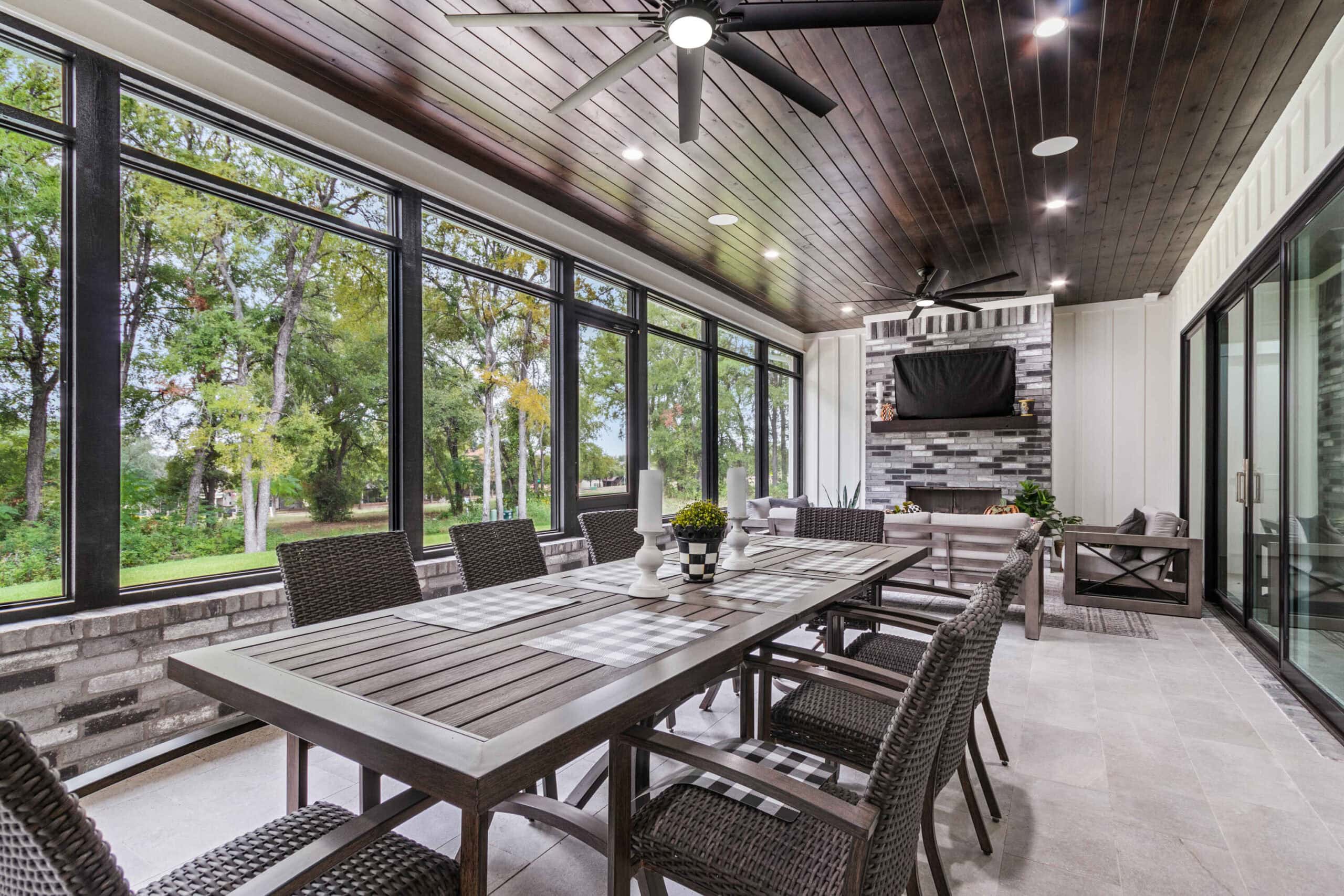 Keith Gunn Construction Waco, Texas - Luxury Living & Entertainment Areas