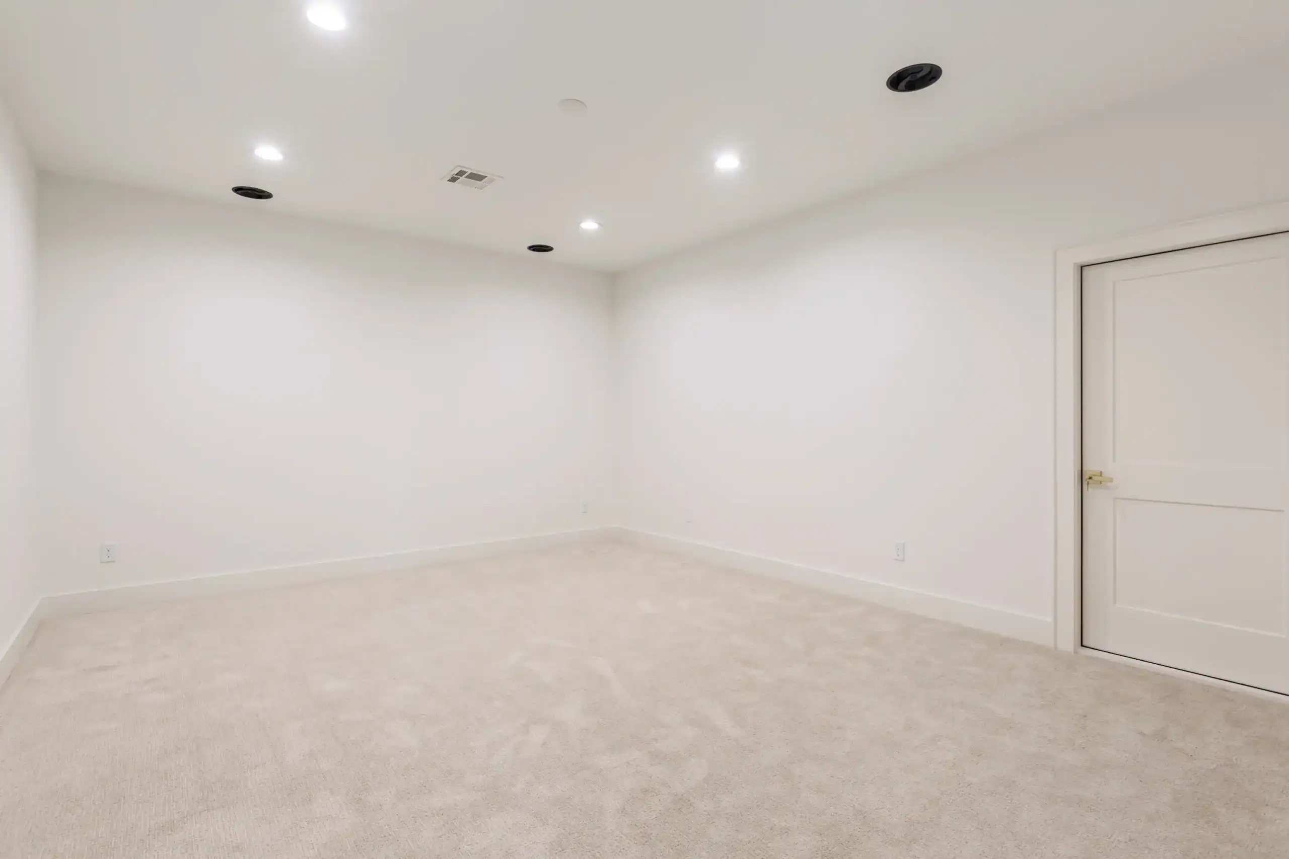 KGC Keith Gunn Construction Waco, Texas - Luxury Designed Bedroom