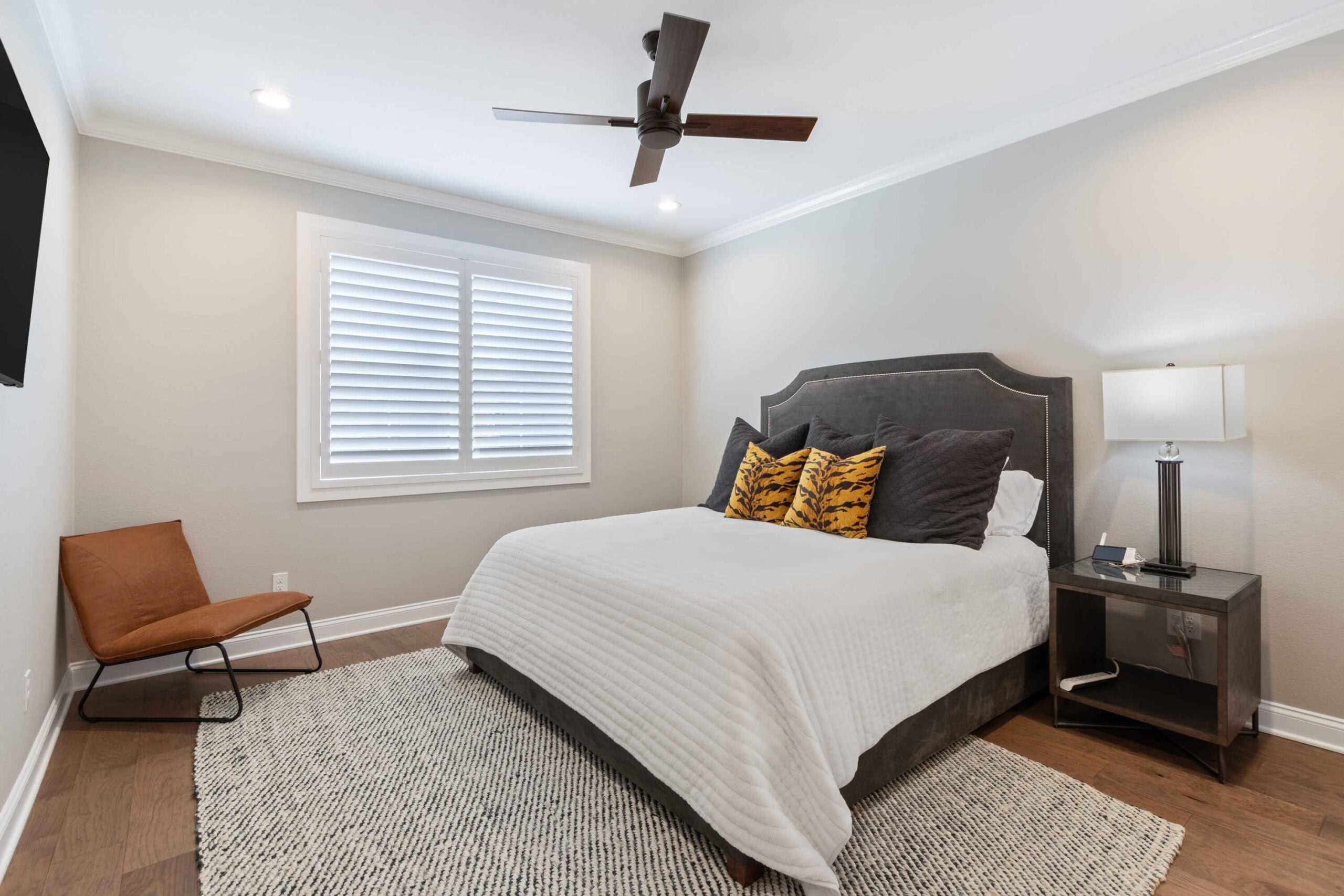 Keith Gunn Construction Waco, Texas - Bedroom With Spacious Relaxation