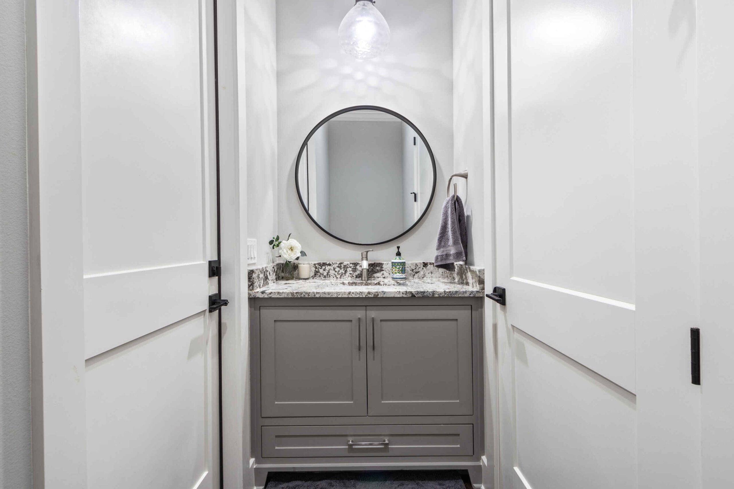 Keith Gunn Construction Waco, Texas - Luxury Wash Basin