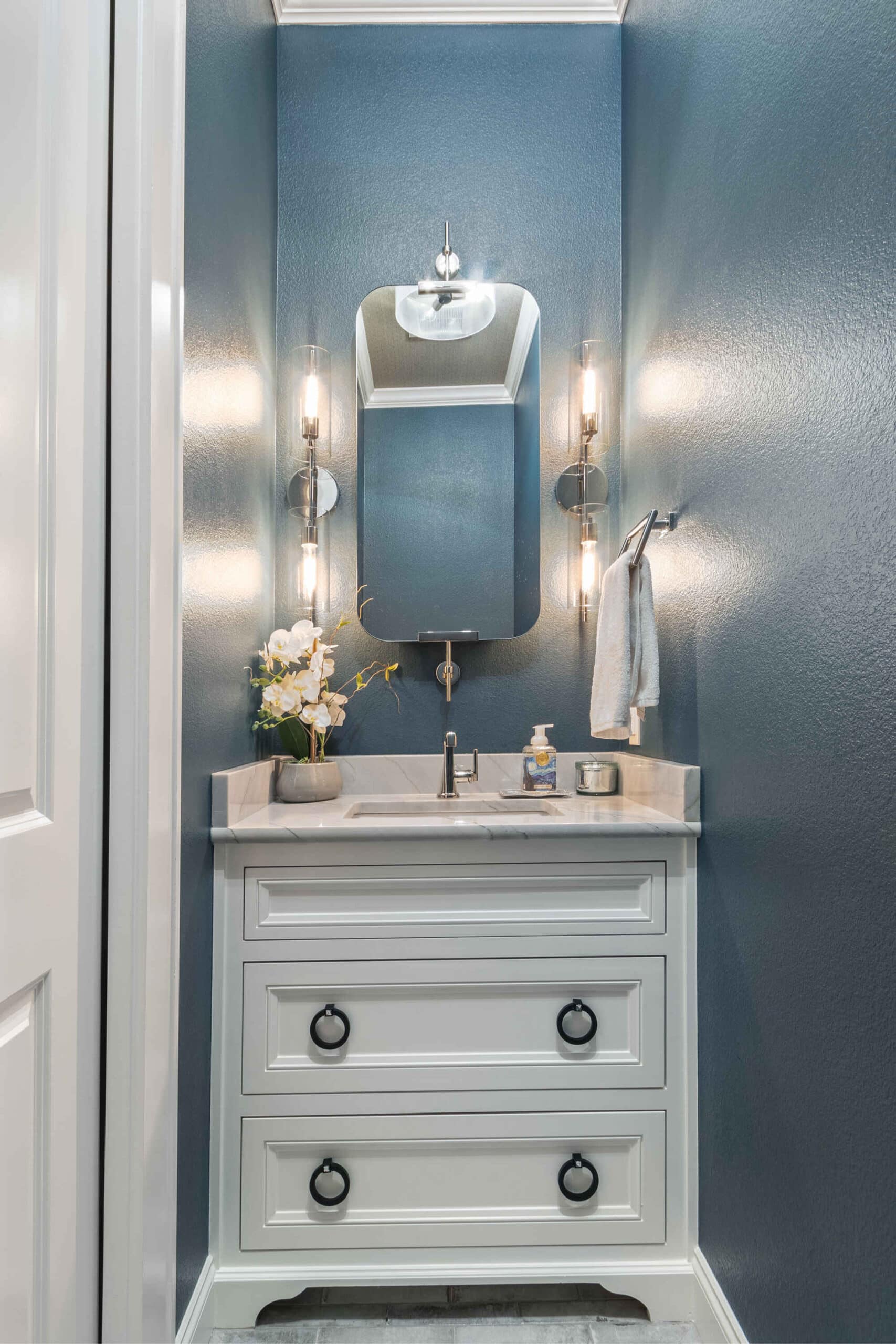 Keith Gunn Construction Waco, Texas - KGC Basin Cabinet Designs