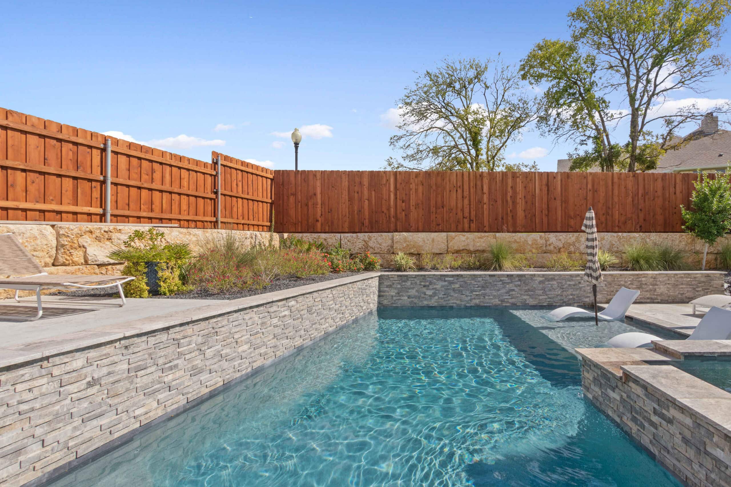 Keith Gunn Construction Waco, Texas - Custom Pool Area Design